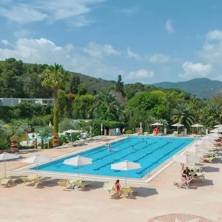 Glamping Elba Luxury tent