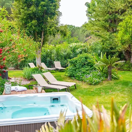 Glamping Rosselba Le Palme Sant'Anna (Isola d'Elba)