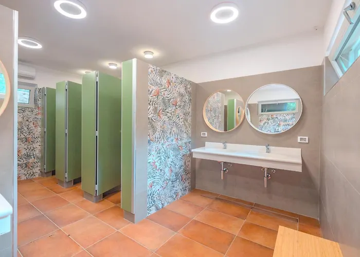 Glamping Rosselba Le Palme Sant'Anna (Isola d'Elba)