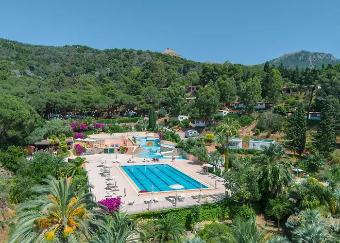 Lüks kamp alanı Glamping Rosselba Le Palme